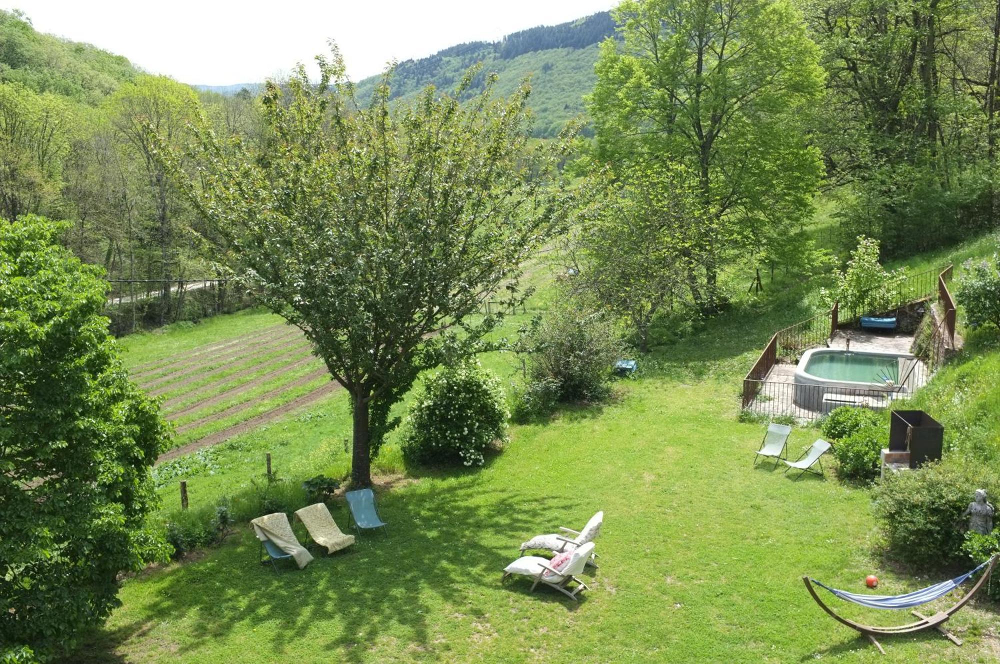 Nabat Le Haut, Chambre Et Table D'Hotes Courniou Bagian luar foto