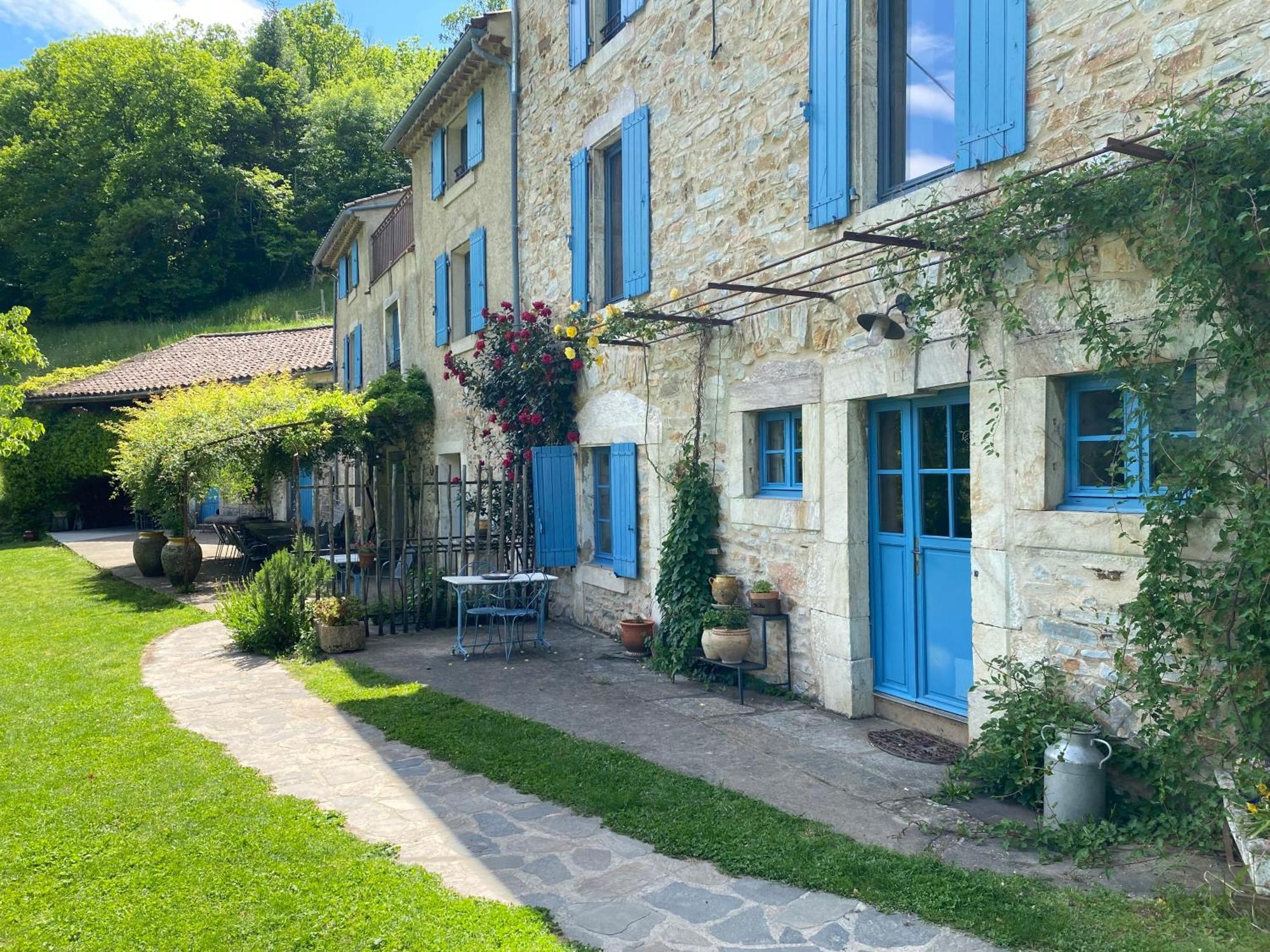 Nabat Le Haut, Chambre Et Table D'Hotes Courniou Bagian luar foto