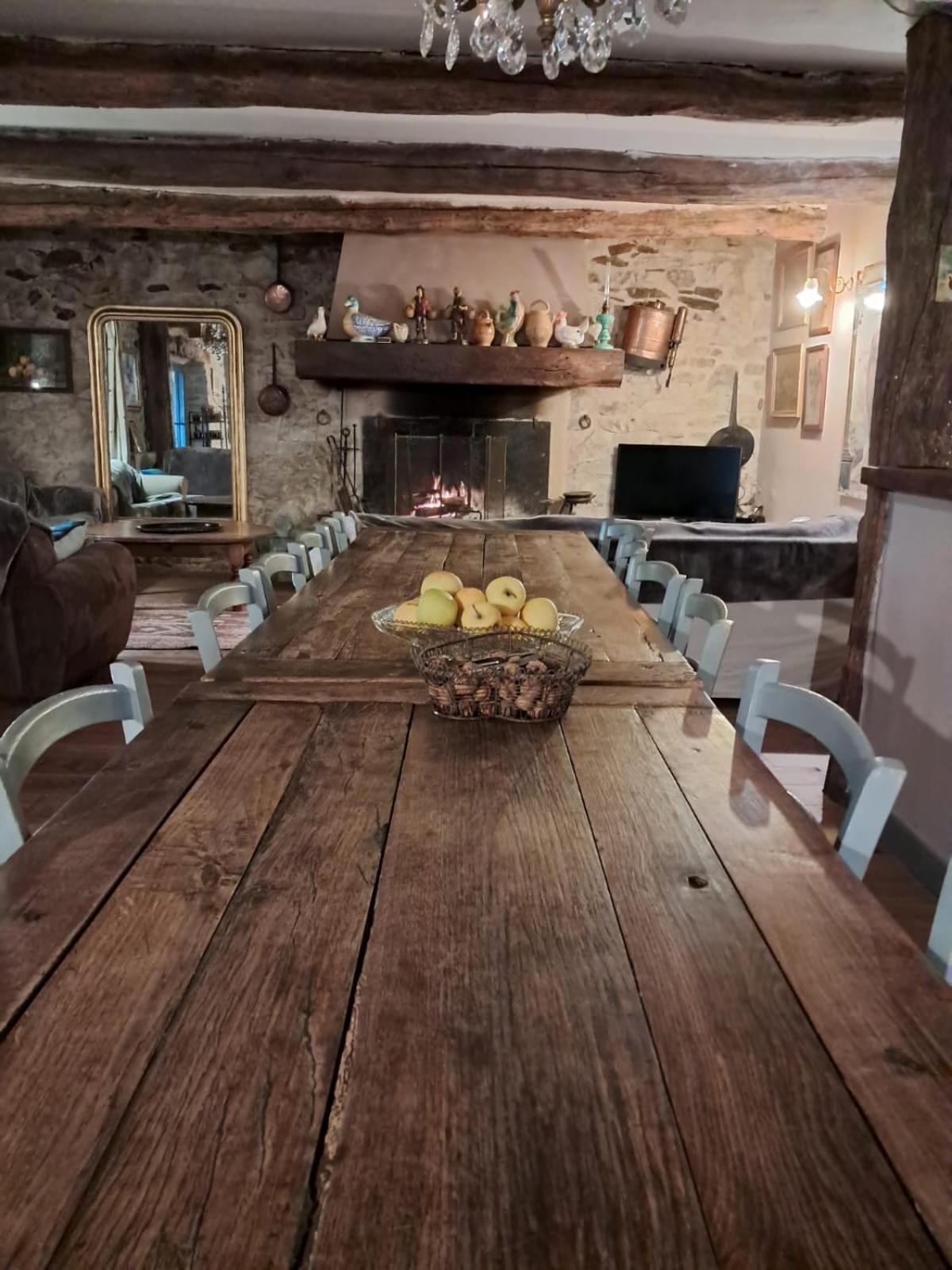 Nabat Le Haut, Chambre Et Table D'Hotes Courniou Bagian luar foto
